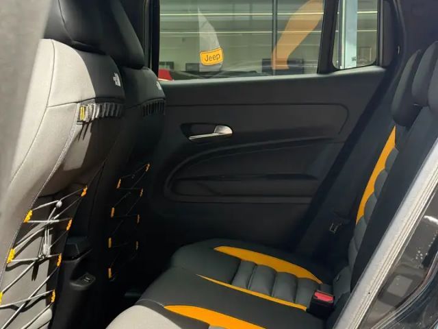 Jeep Avenger The North Face Mild-Hybrid 4xe