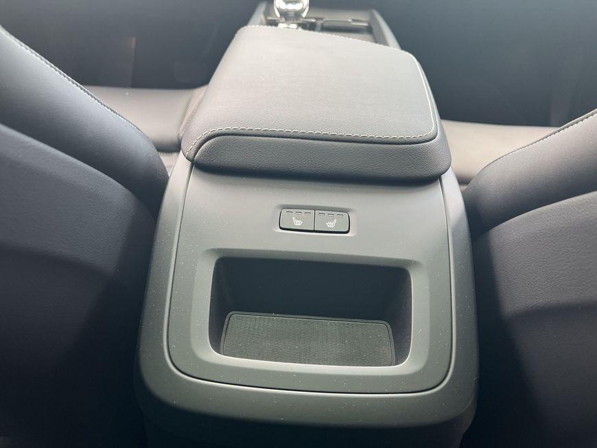 Volvo XC60 AWD Dark Plus T6