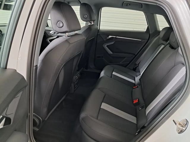 Audi A3 30 TFSI Sedan