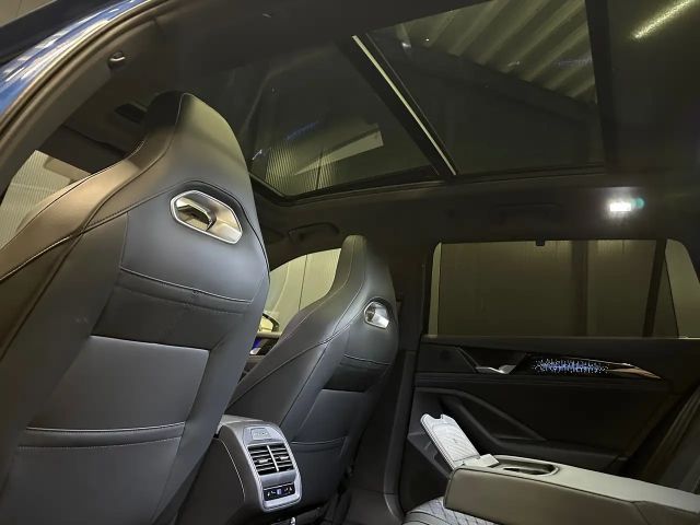 Volkswagen Passat 4Motion R-Line Variant