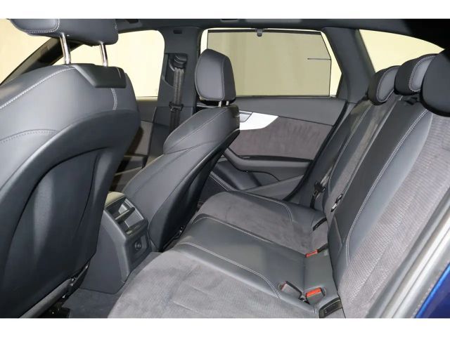 Audi A4 40 TFSI Avant Quattro