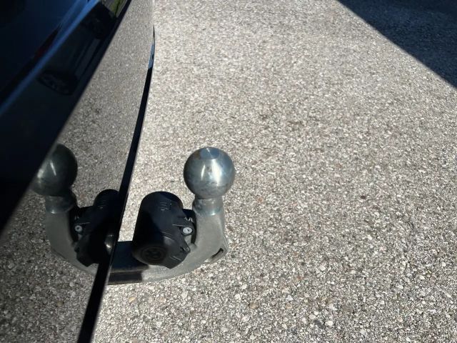 BMW 320 320d Touring