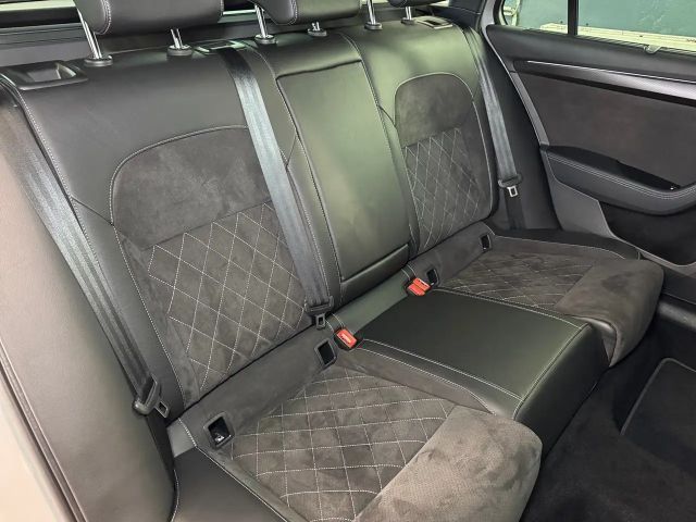 Skoda Superb Sportline iV