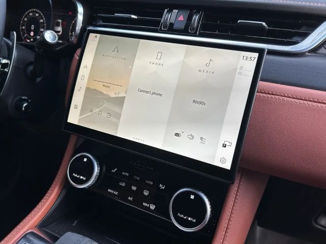 Jaguar F-Pace AWD P400