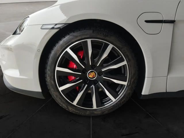 Porsche Taycan 4S