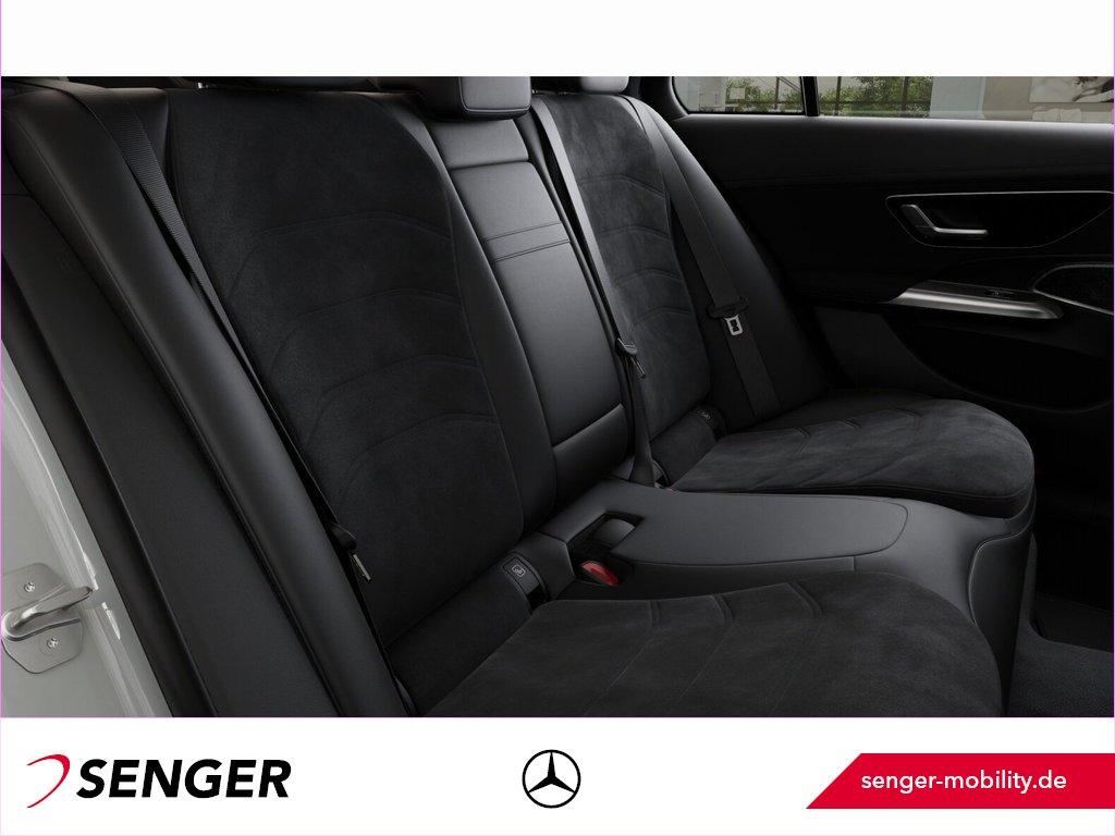 Mercedes-Benz E 220 AMG Line E 220 d Sedan