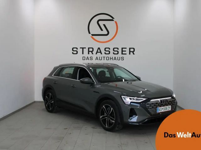 Audi Q8 e-tron 55 Business Quattro
