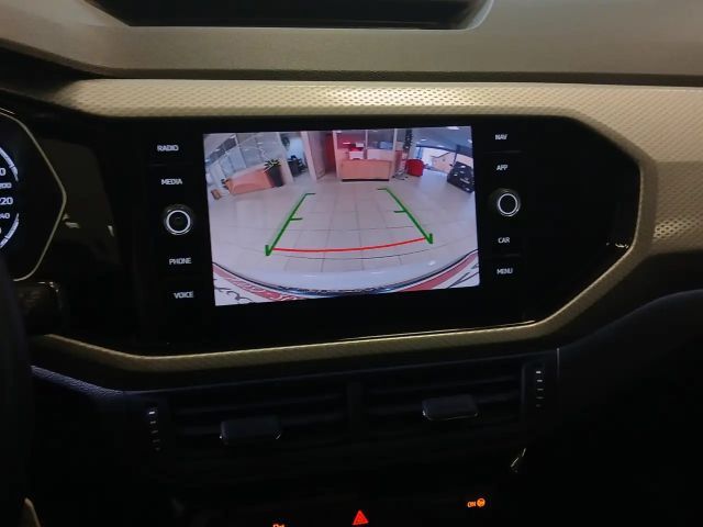 Volkswagen T-Cross Move