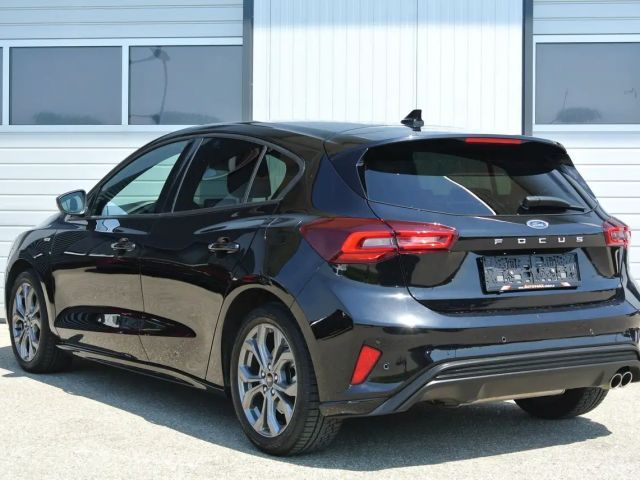 Ford Focus ST Line