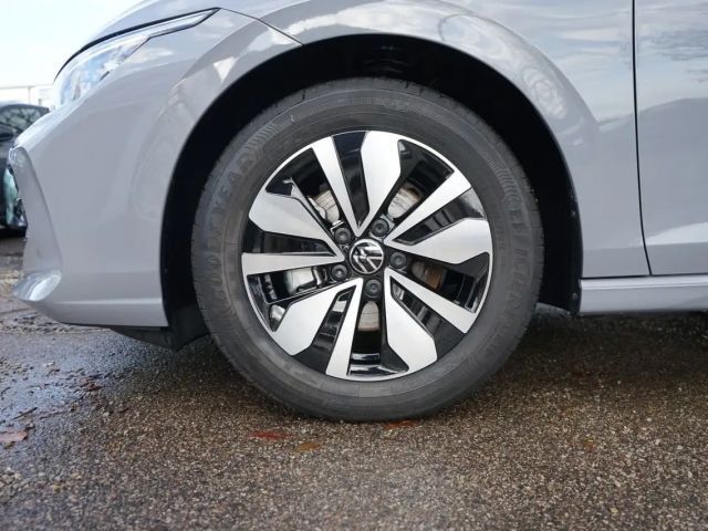 Volkswagen Golf 1.5 eTSI Golf VIII