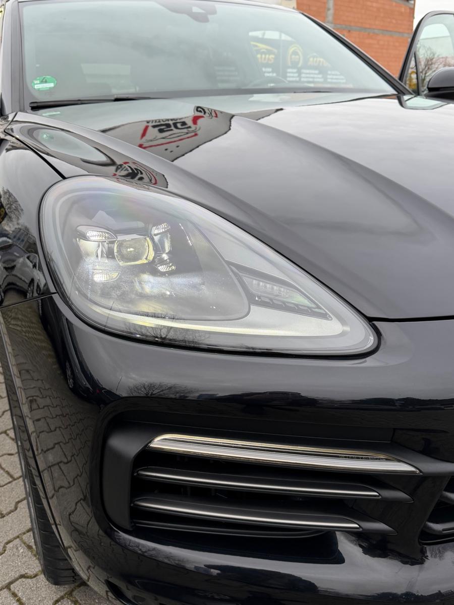 Porsche Cayenne Platinum Edition