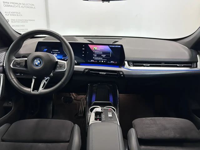 BMW iX1 xDrive30