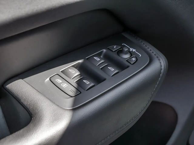 Volvo XC60 AWD Dark Plus