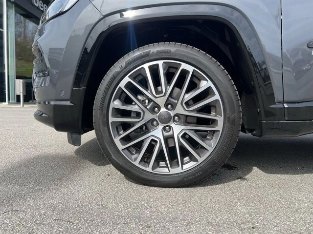 Jeep Compass Hybrid Summit