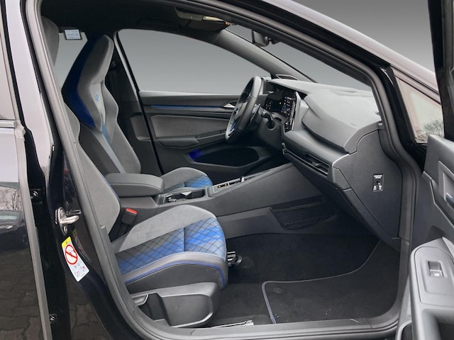 Volkswagen Golf 2.0 TSI DSG Golf VIII