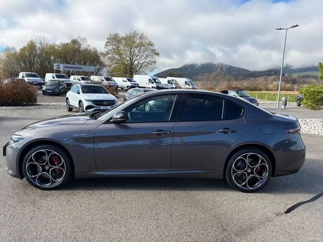 Alfa Romeo Giulia AT8 Q4 Veloce