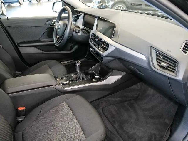 BMW 118 118i Advantage pakket Sedan