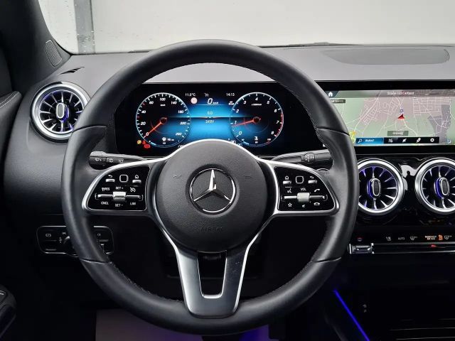 Mercedes-Benz GLA 200 Progressive