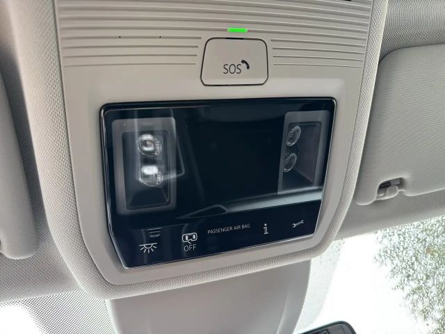 Volkswagen Golf Life eHybrid