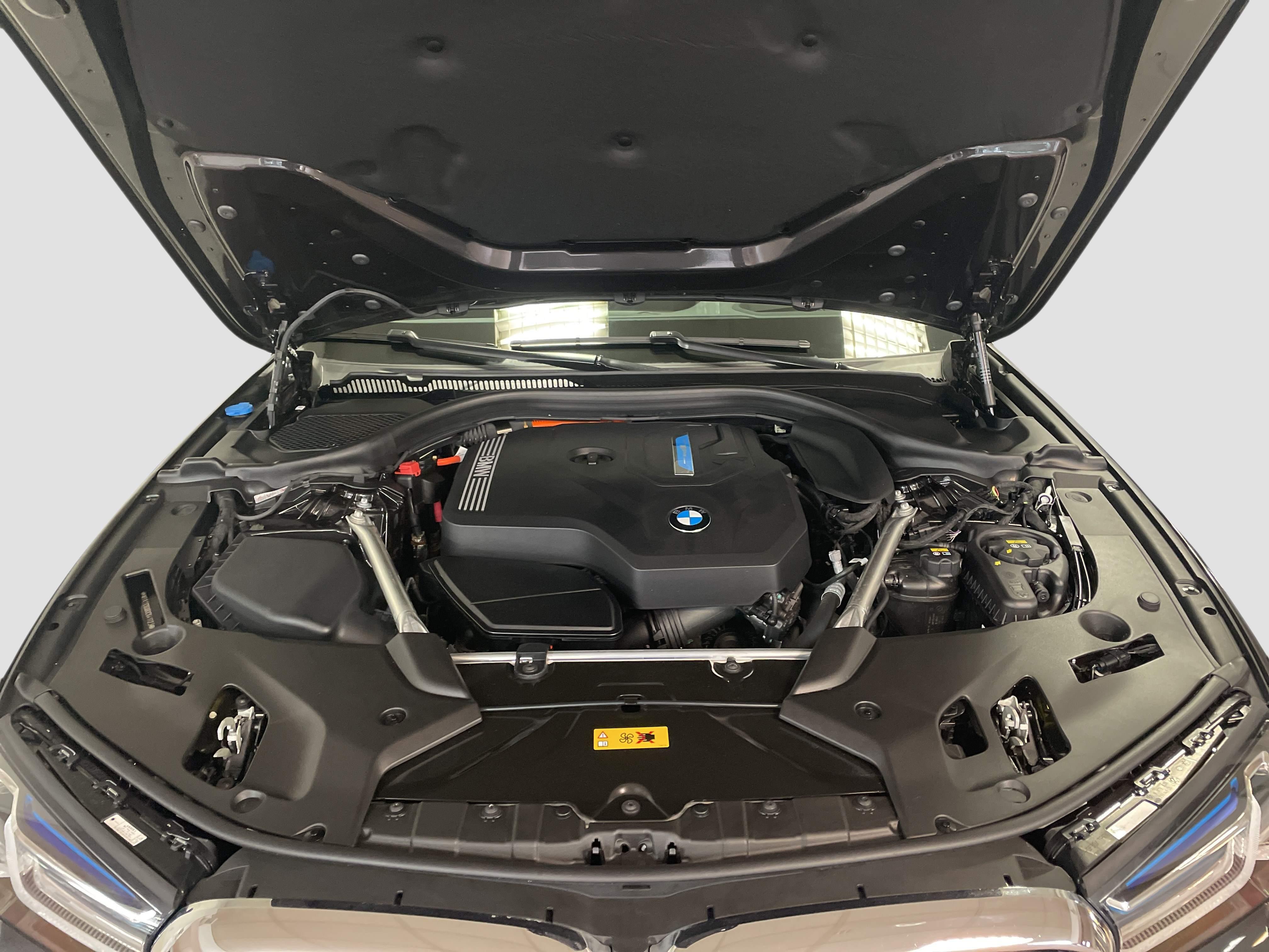 BMW 530 530e Touring