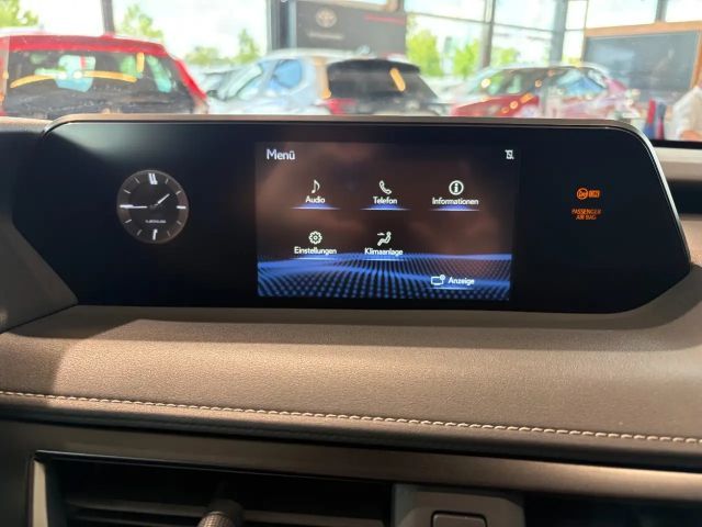 Lexus UX 250h Style Edition