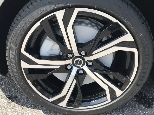 Volvo V60 Dark Geartronic Plus