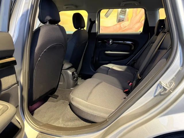 MINI Cooper Clubman Essential Trim KAM+LED+NAVI+KOMF