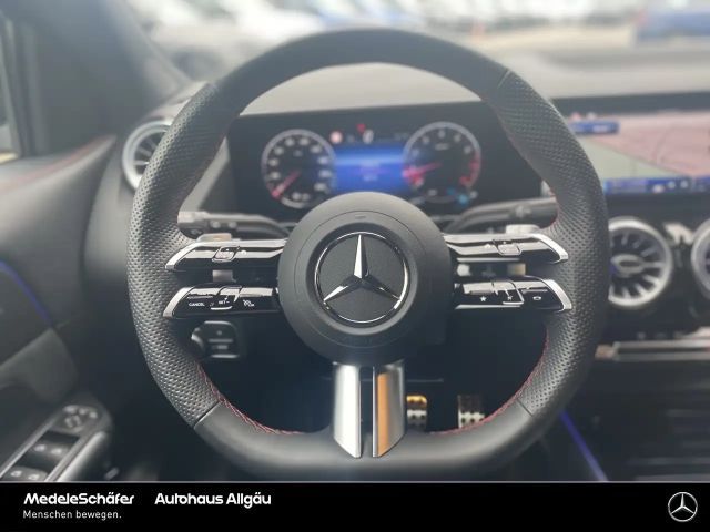 Mercedes-Benz GLA 200 AMG Line