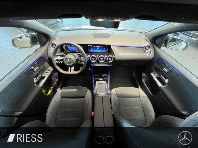 Mercedes-Benz B 180 Sedan