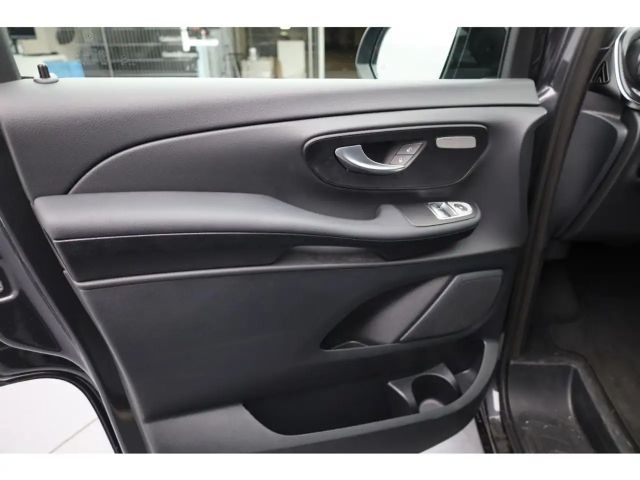 Mercedes-Benz V 220 Limousine Lang V 220 d