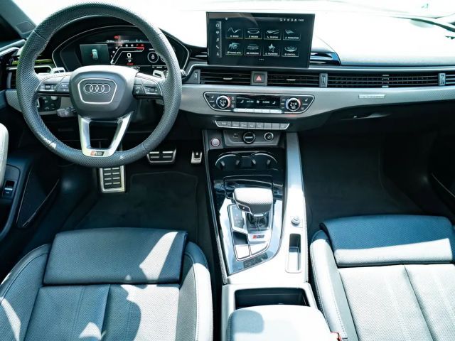 Audi RS4 Avant Quattro