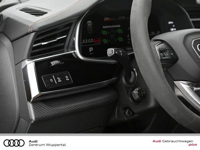 Audi RS Q8 ACC HEADUP PANO MATRIX B&O LUFT STANDHZG