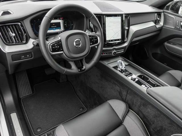 Volvo XC60 AWD Dark Plus T6