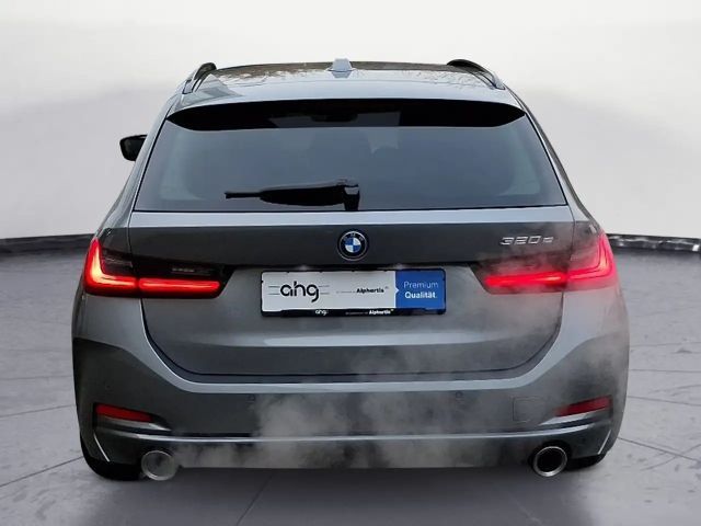 BMW 320 320e Touring