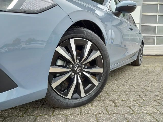 Honda Civic Elegance e:HEV