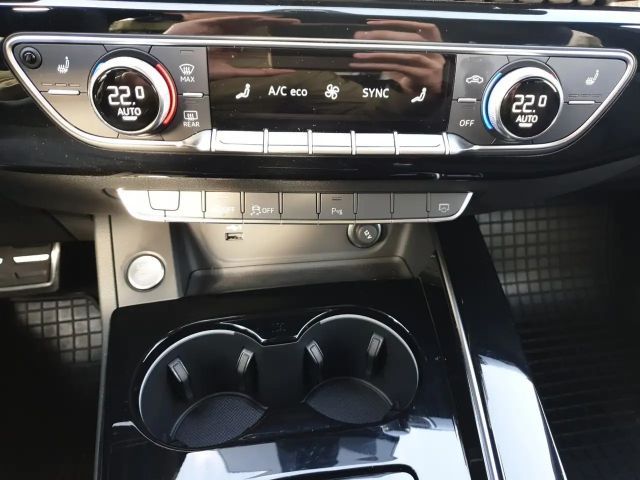 Audi A4 40 TFSI Quattro S-Line