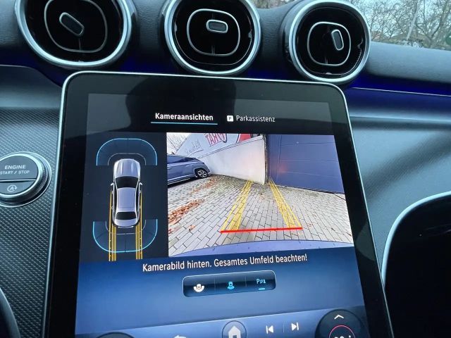 Mercedes-Benz C 200 Sedan