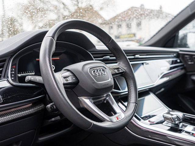 Audi SQ8 Competition Quattro