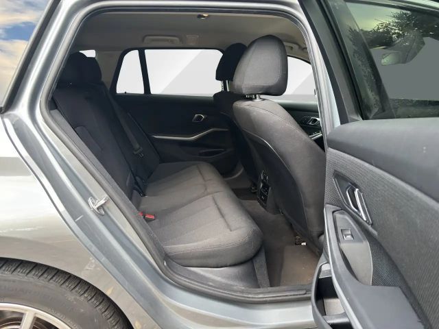 BMW 318 318i Touring