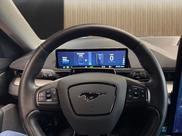 Ford Mustang Mach-E Mustang Mach-E 76 kWh Tech Pak 1