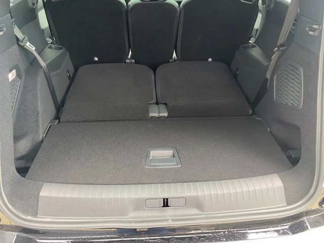 Peugeot E-5008 GT-Line