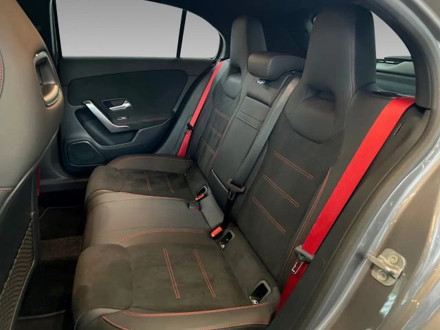 Mercedes-Benz A 35 AMG 4MATIC AMG Line