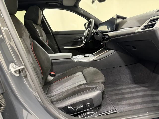 BMW 330 330d M-Sport Touring xDrive