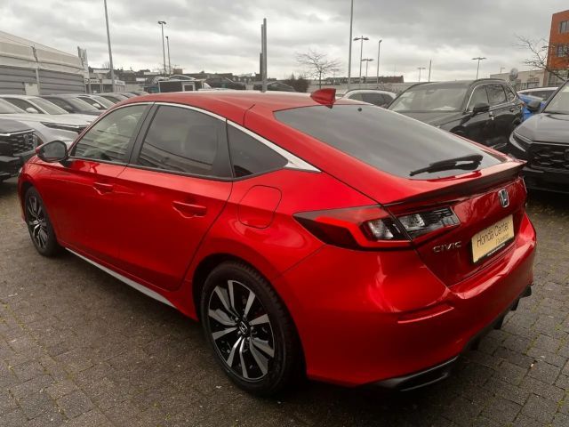 Honda Civic Elegance Hybrid e:HEV