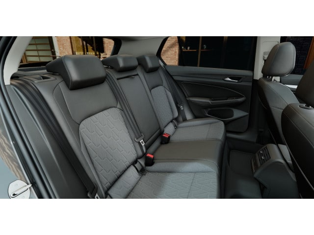 Volkswagen Golf 1.5 eTSI DSG IQ.Drive