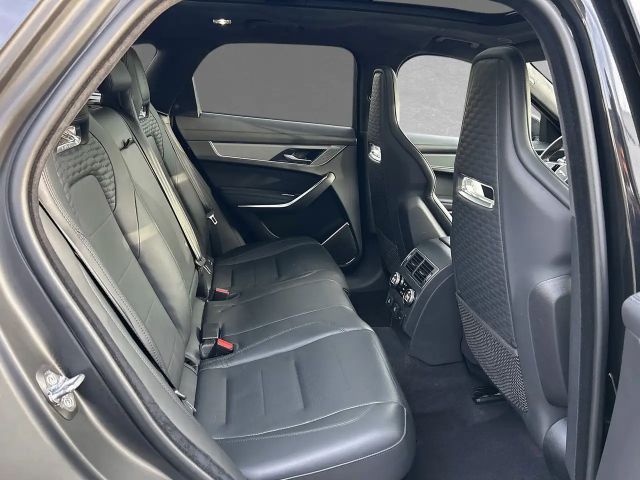 Jaguar F-Pace AWD SVR