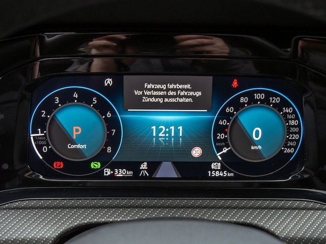 Volkswagen Golf 2.0 TSI DSG Golf VIII R-Line