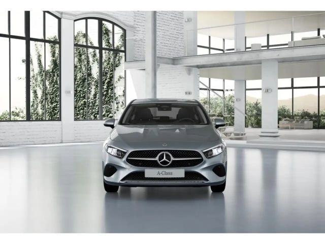 Mercedes-Benz A 200 Progressive