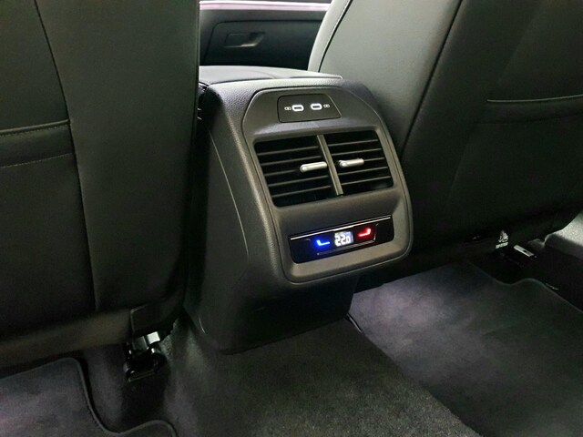 Volkswagen Passat 2.0 TDI Business DSG Variant