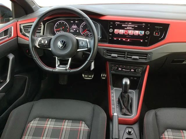 Volkswagen Polo 2.0 TSI DSG GTI